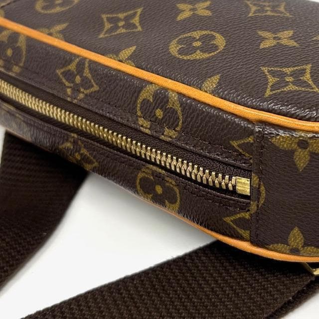 美品 ルイ・ヴィトン ポシェット ガンジュ モノグラム ボディバッグ(S077)