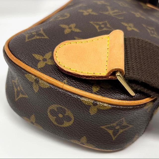 美品 ルイ・ヴィトン ポシェット ガンジュ モノグラム ボディバッグ(S077)