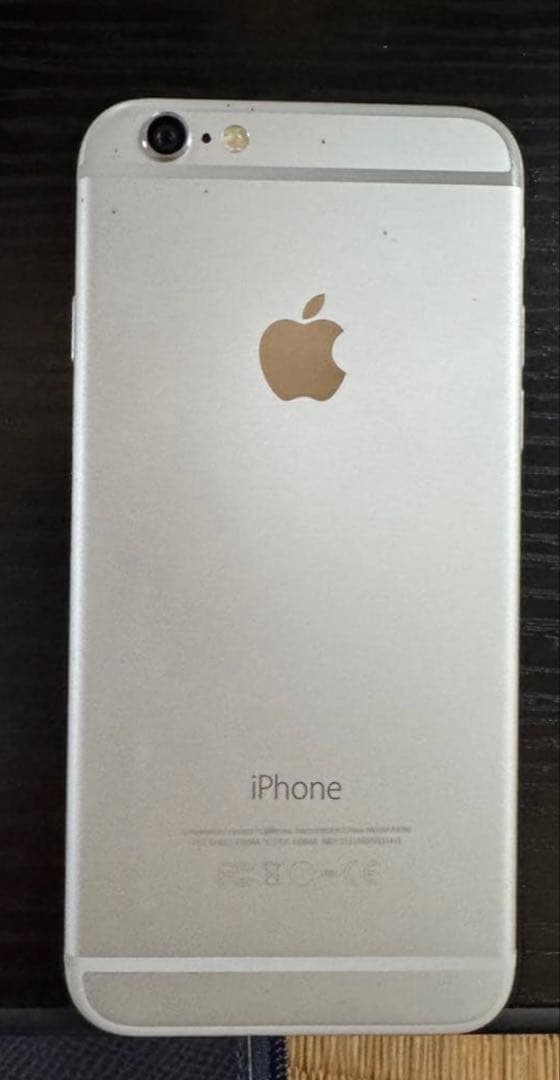 Apple iPhone 6 シルバー 本体