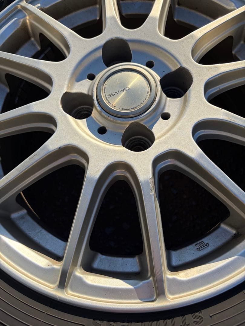 Yokohama ice GUARD IG60 175/70R14 スタッドレス