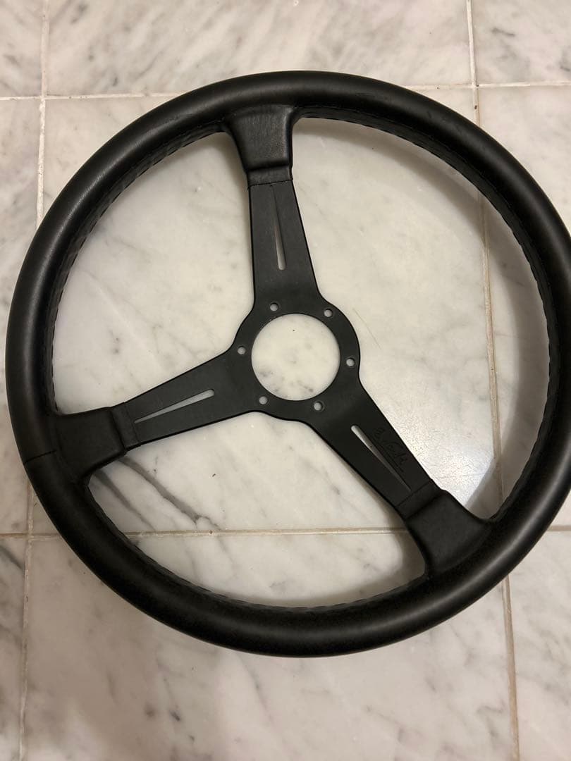 【中古】NARDI ナルディ クラシック ブラックレザー＆ブラックスポーク