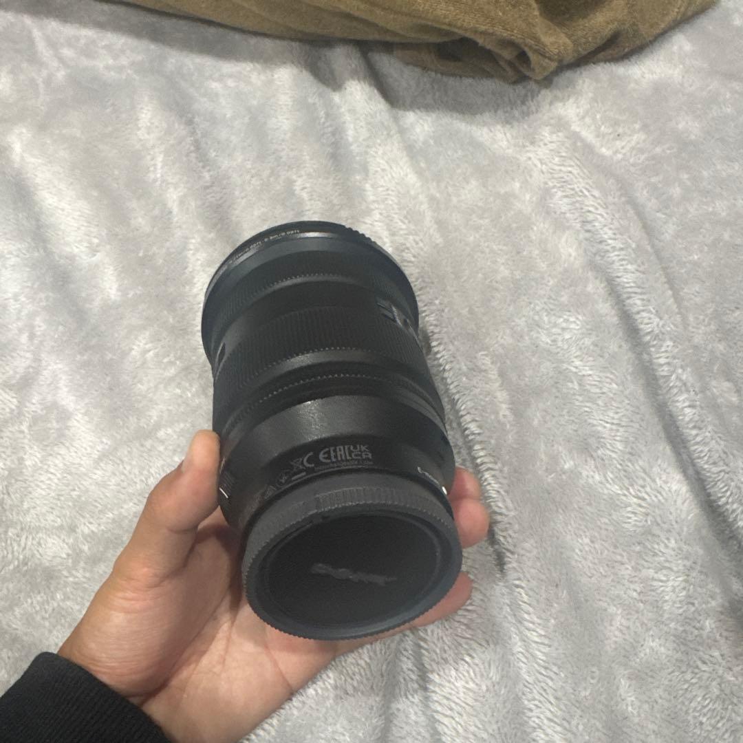 ソニー　FE 24-70mm F2.8 GM2 ズームレンズ