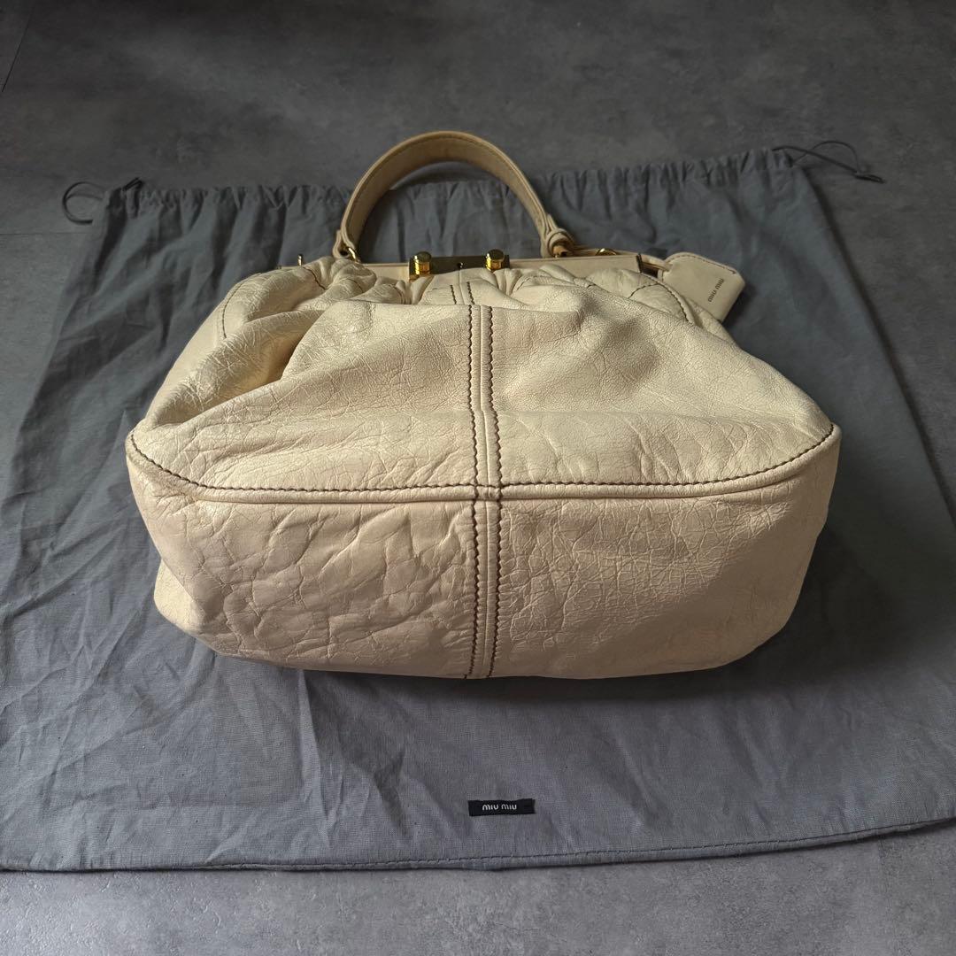 【最終値下げ❗️】miumiu レザー　ハンドバッグ　ショルダーバック