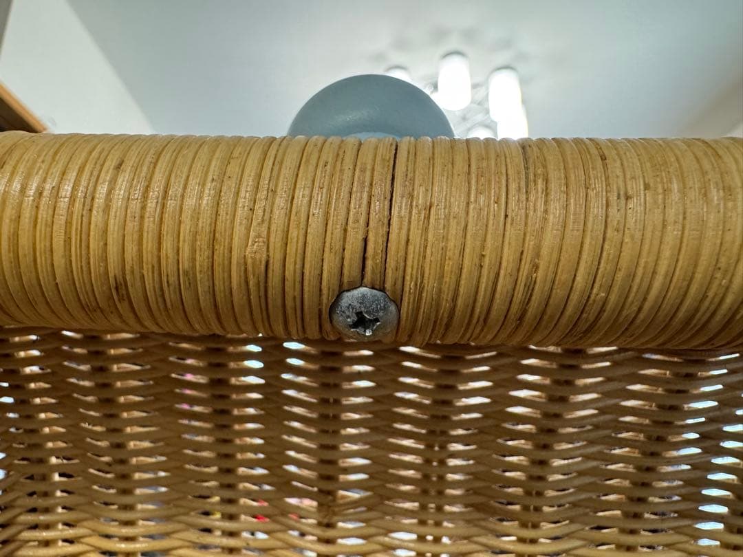 ラタン製収納キャビネット ブルーリボン付き 籐　ヴィンテージ、アンティーク