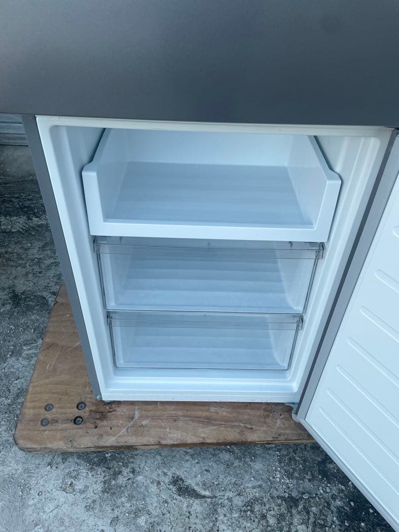 高年式 コンフィー comfee 冷凍冷蔵庫 RCB239DS1JP 2025年