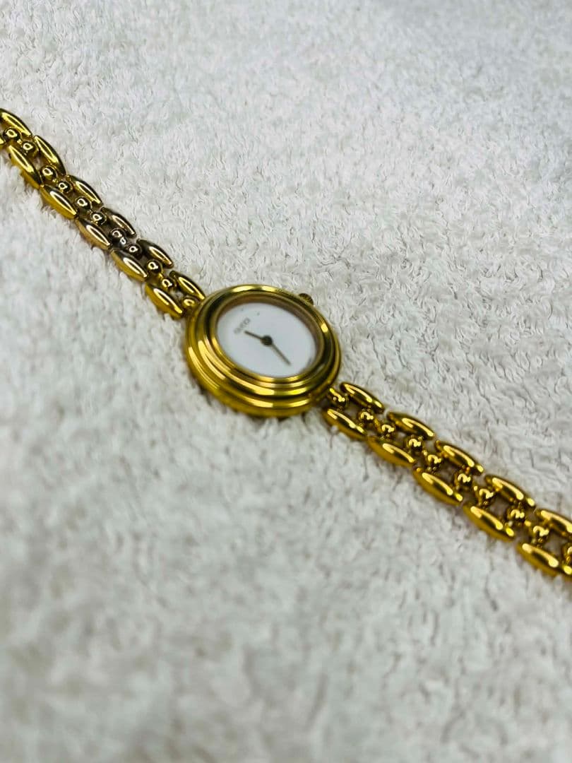 GUCCI 時計　チェンジベゼル