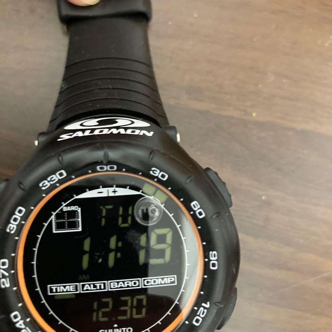 【レア】SUUNTO VECTOR SALOMONコラボ腕時計