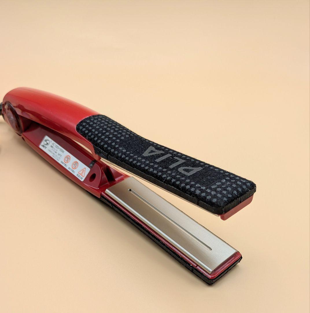 ✴️新品同様✴️PLIA ストレートアイロン レッド