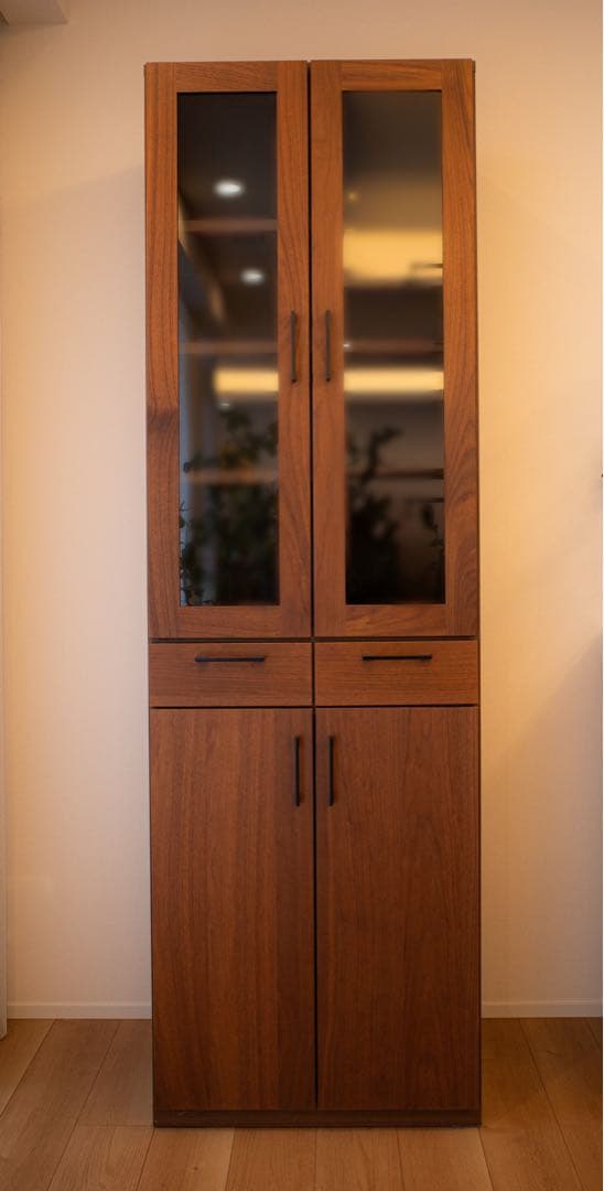 ⭐︎値下げ 3月23日まで出品 【美品】木製食器棚 ガラス扉付き