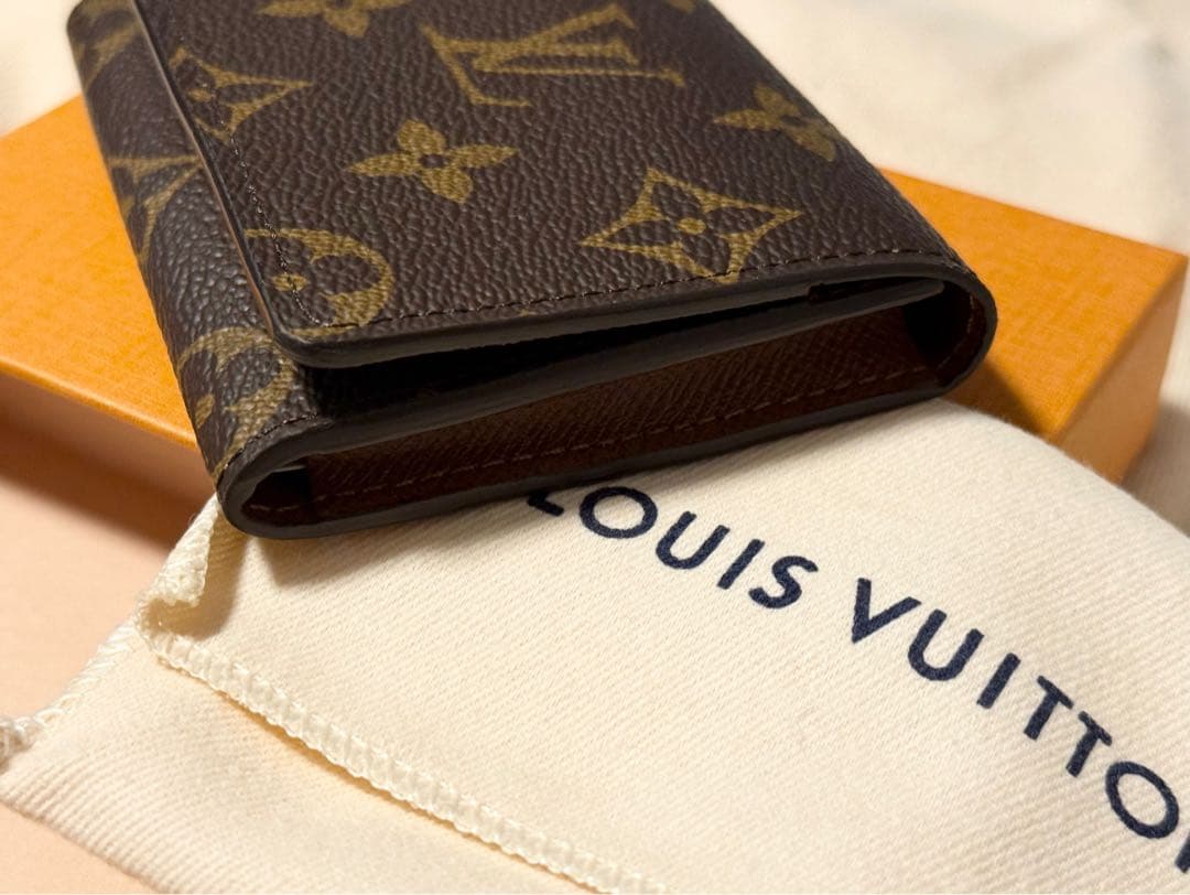 ■使用1度のみ■2024年購入 ルイヴィトン モノグラム カードケース 名刺入れ