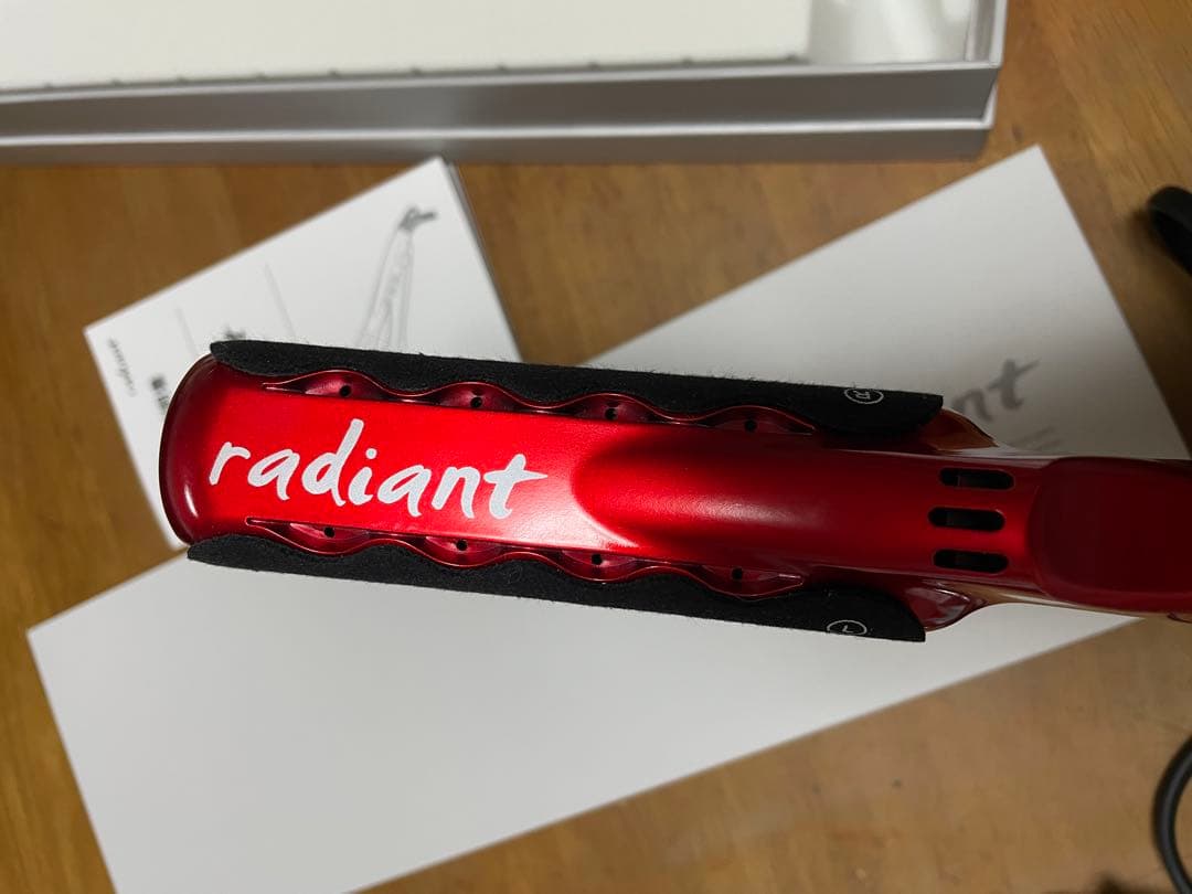 美品　radiant ストレートヘアアイロン レッド　28mm