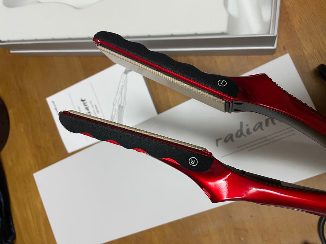 美品　radiant ストレートヘアアイロン レッド　28mm