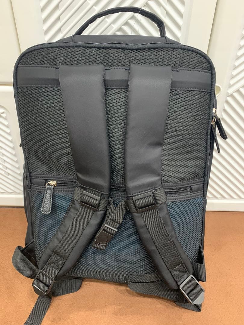 【未使用】 KABAG 時短 リュック ラージ カバッグ 多機能 ブラック 黒