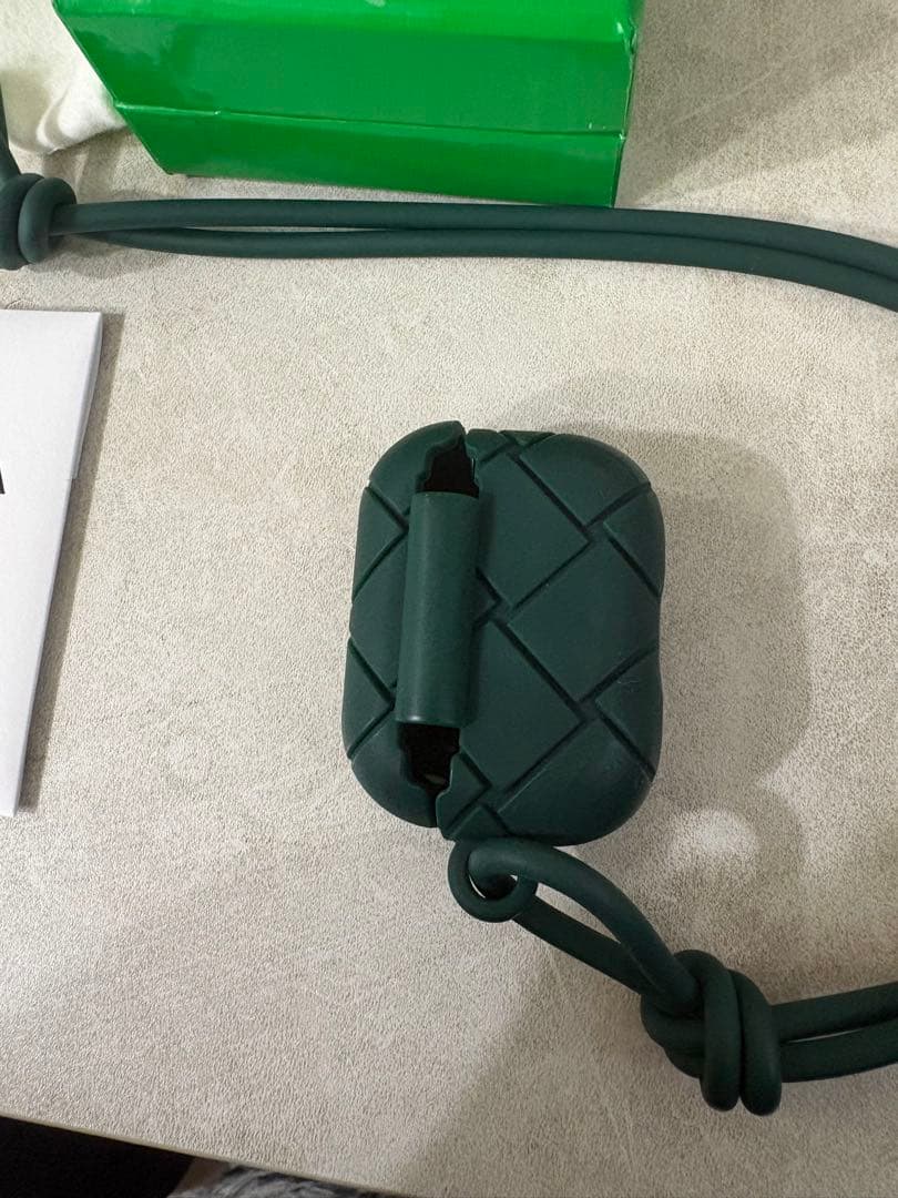 Bottega Veneta AirPods ケース