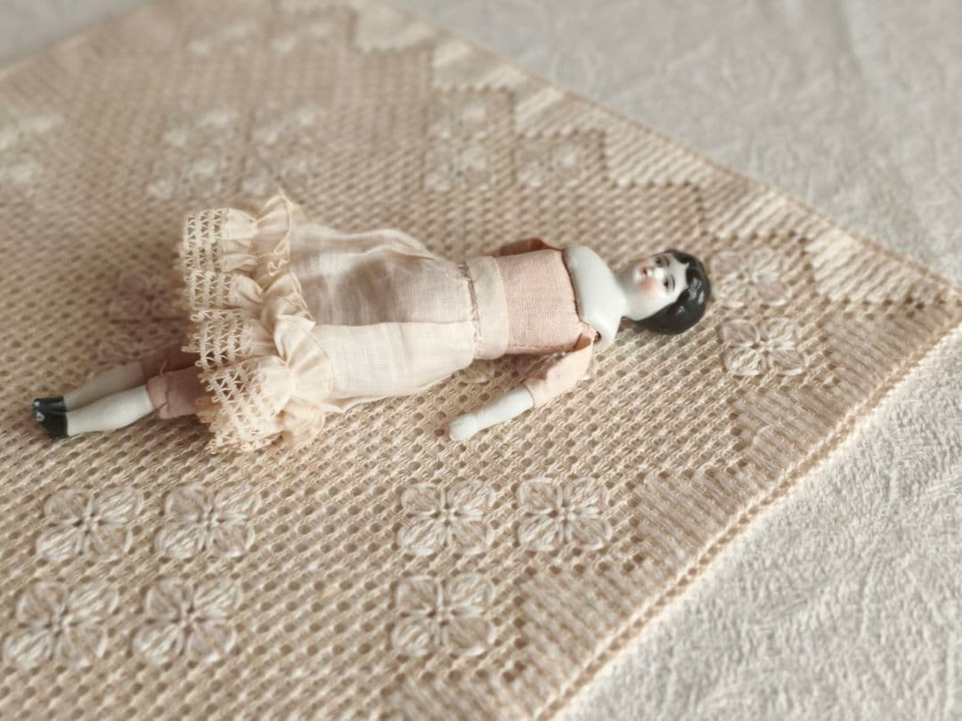 * vintage doll ୨୧ * 小さな チャイナヘッドドールさん