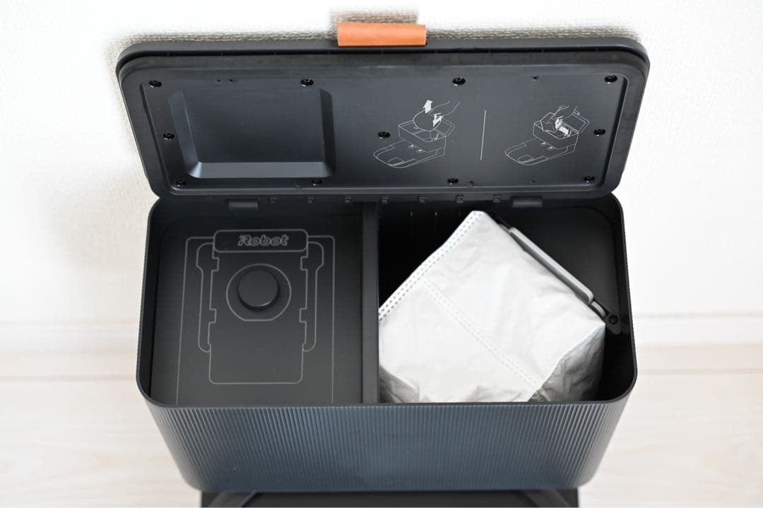 ルンバ コンボ j7+ 掃除機&床拭きロボット　アイロボット