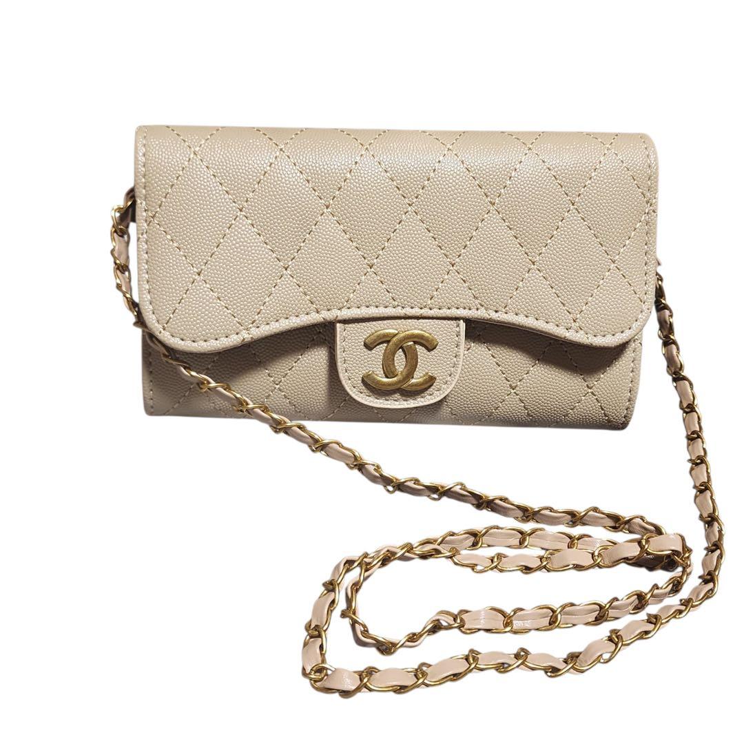 マ*セ様 CHANEL　チェーンウォレット　キルティング　ベージュ　ノベルティ