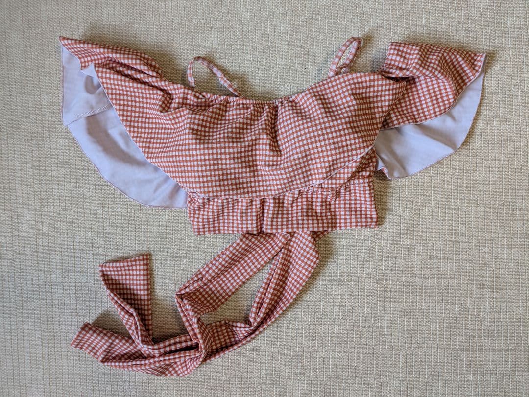 ピークアンドパイン　ギンガムチェックオフショルダーワンピ見えビキニ