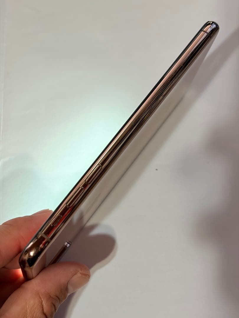 iPhone Xs Max 256GB 画面液晶漏れ？