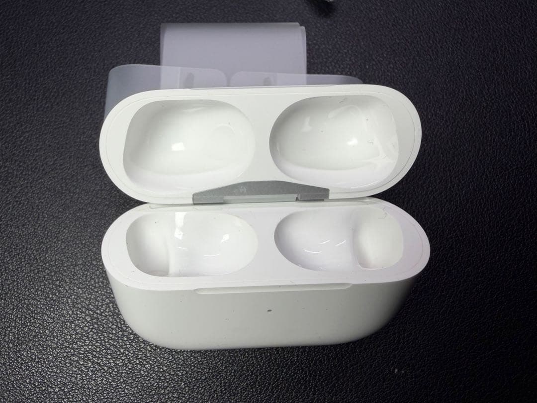 【美品】AirPods Pro 第2世代 USB-Cモデル