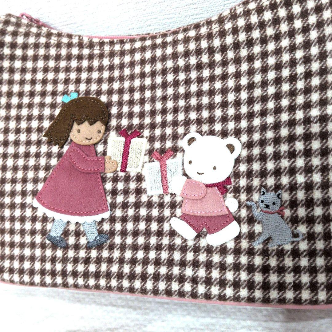 familiar ショルダーバッグ　ポシェット