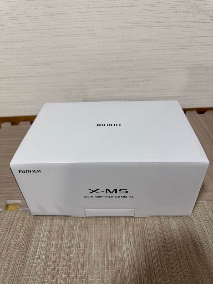 FUJIFILM XM5 シルバー レンズキットXC15-45mm x-m5