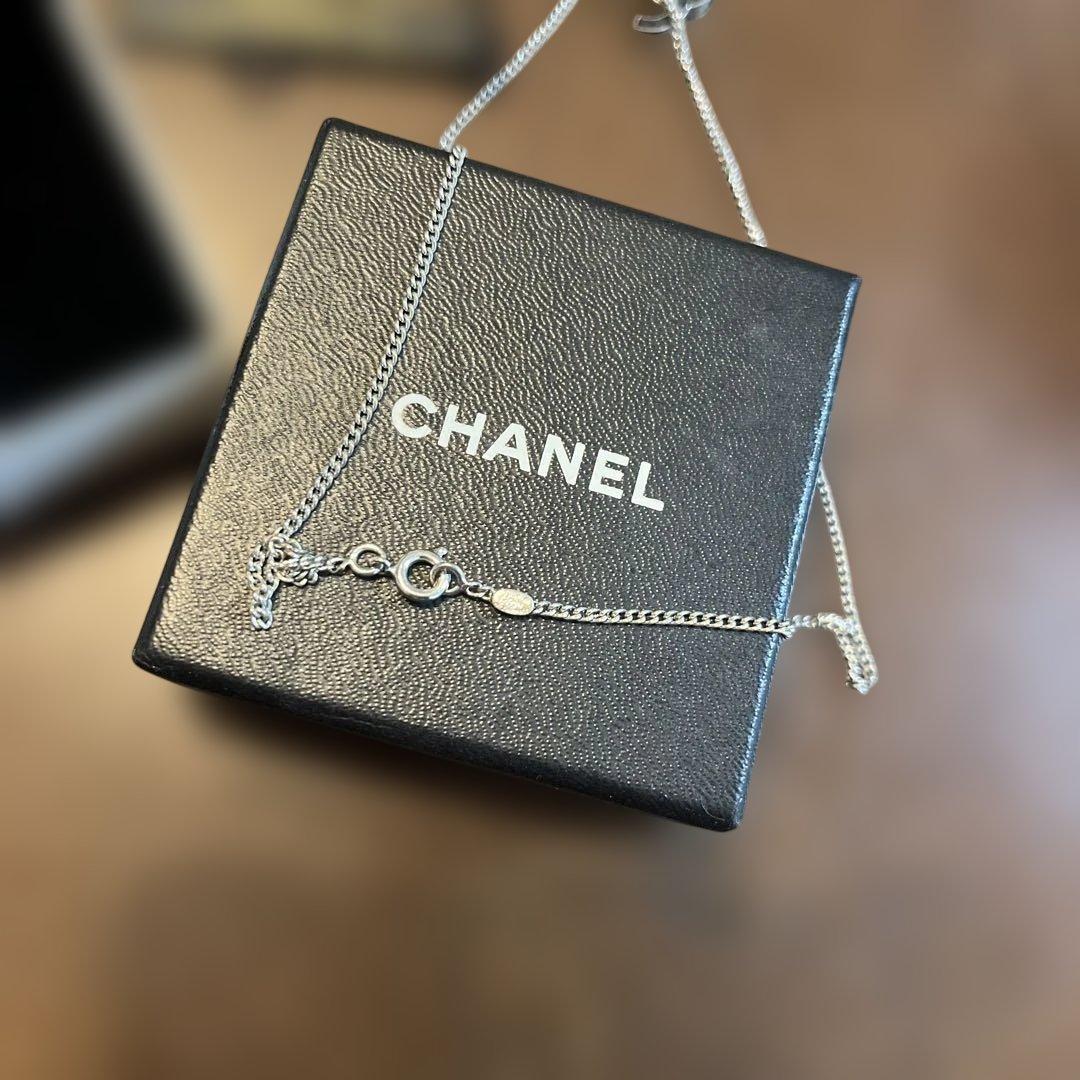 CHANEL シルバーネックレス♡