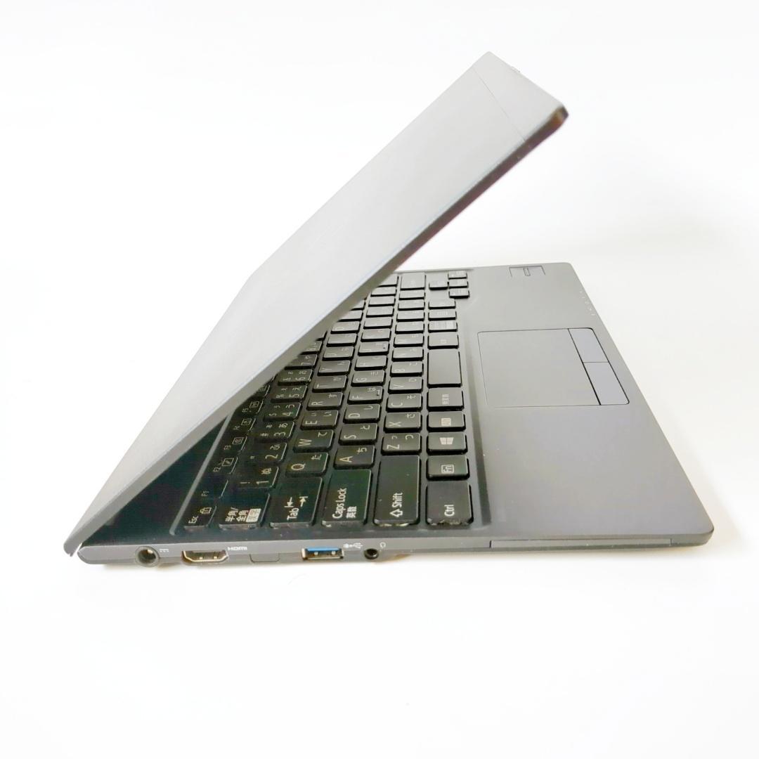 軽量薄型✨【美品】メモリ8GB爆速SSDで快適✨設定済ですぐ使えるノートパソコン