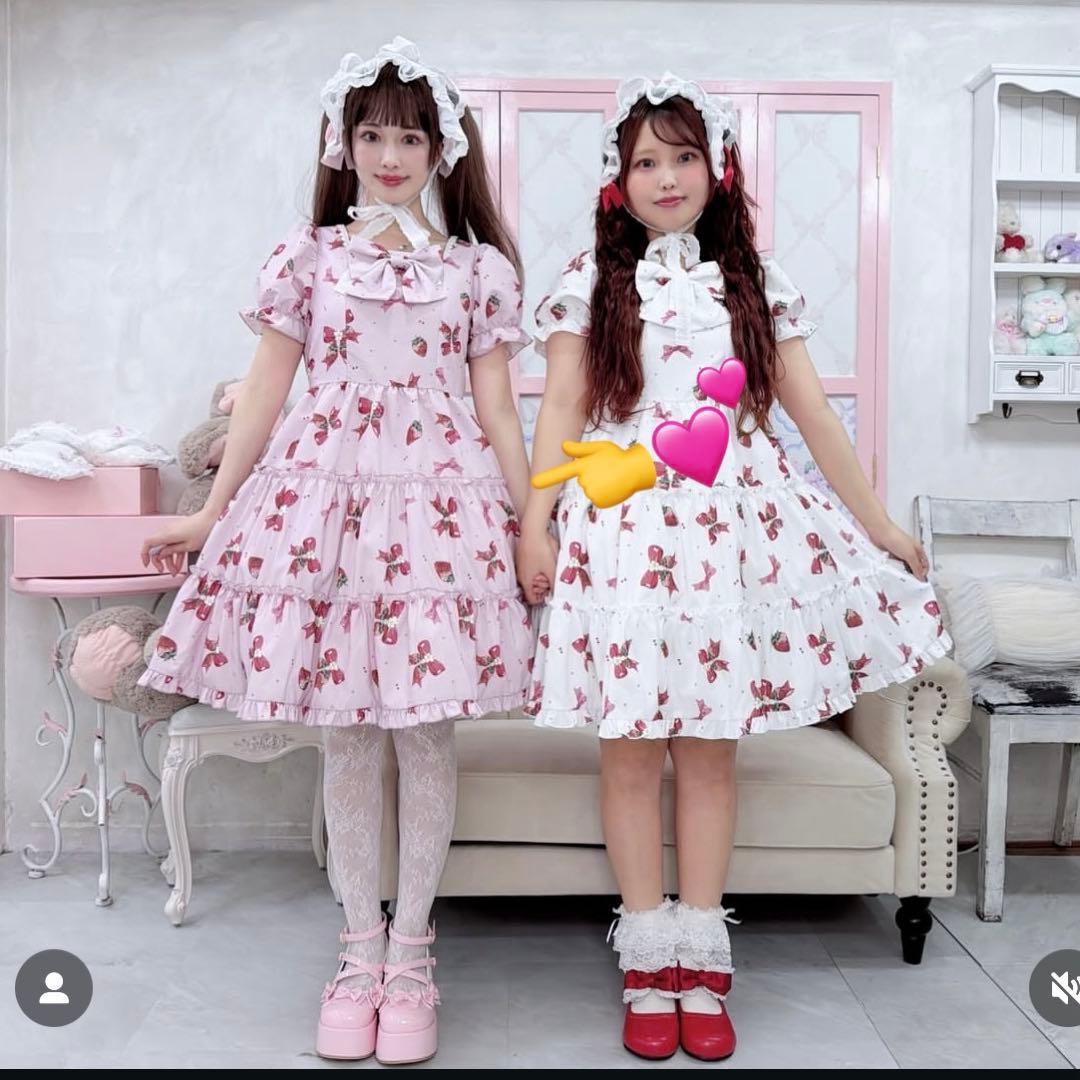 アベイル まゆろん コラボ イチゴ柄ワンピース ピンク Lサイズ
