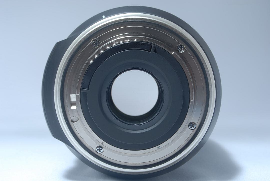 タムロン 18-400mm 超望遠レンズ☘️ 手ブレ補正 ニコン用 高倍率ズーム