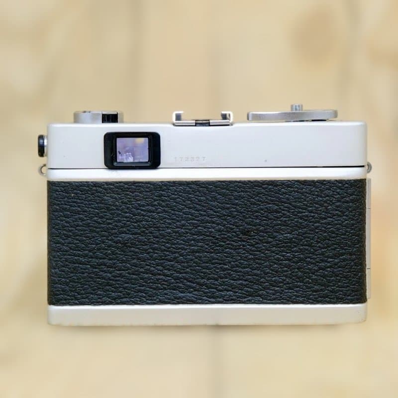 【整備品】珍品　KONICA C35 コニカ シルバーカウンター