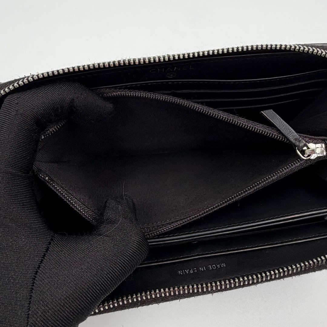 【美品】シャネル 長財布 エナメル パテント マトラッセ ココマーク 黒 820