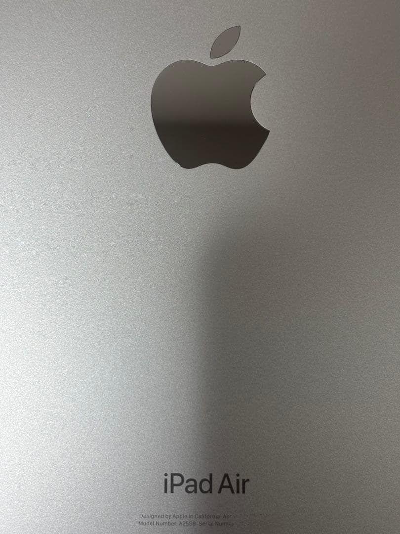 【美品】iPad Air 第5世代 M1チップ 256GB Wi-Fiモデル