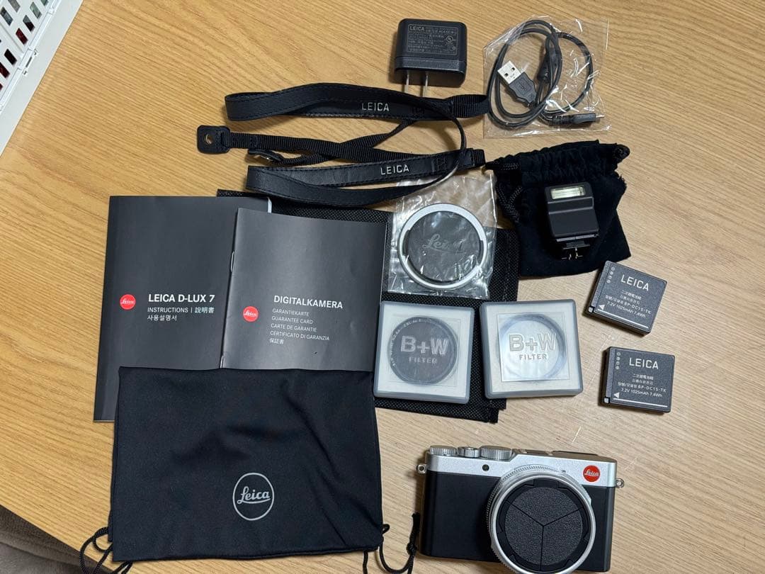 LEICA D-LUX 7 コンパクトデジタルカメラ