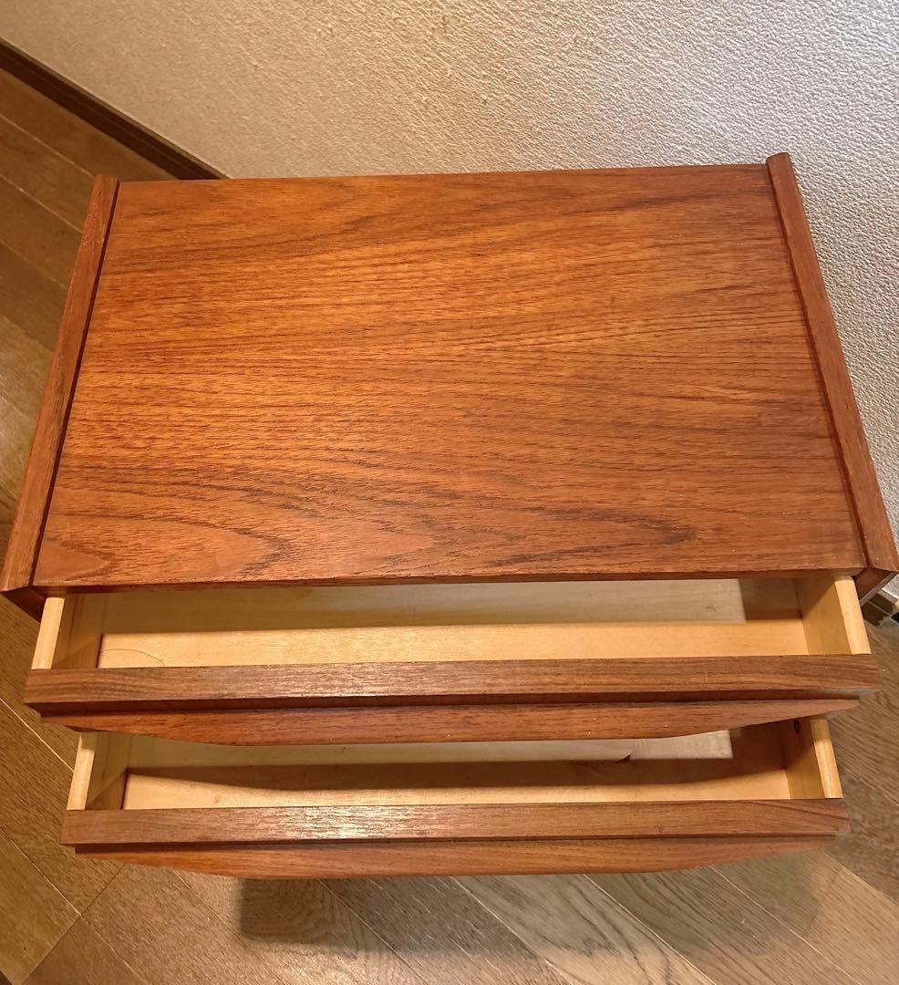 【北欧ヴィンテージ】デンマーク　チーク材　サイドチェスト2段