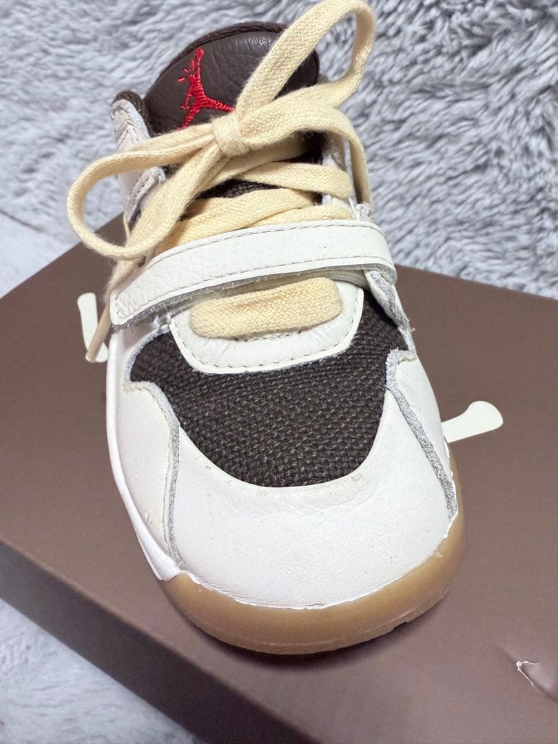 トラヴィス・スコット x ナイキ TD ジョーダン ジャンプマン ジャック TR