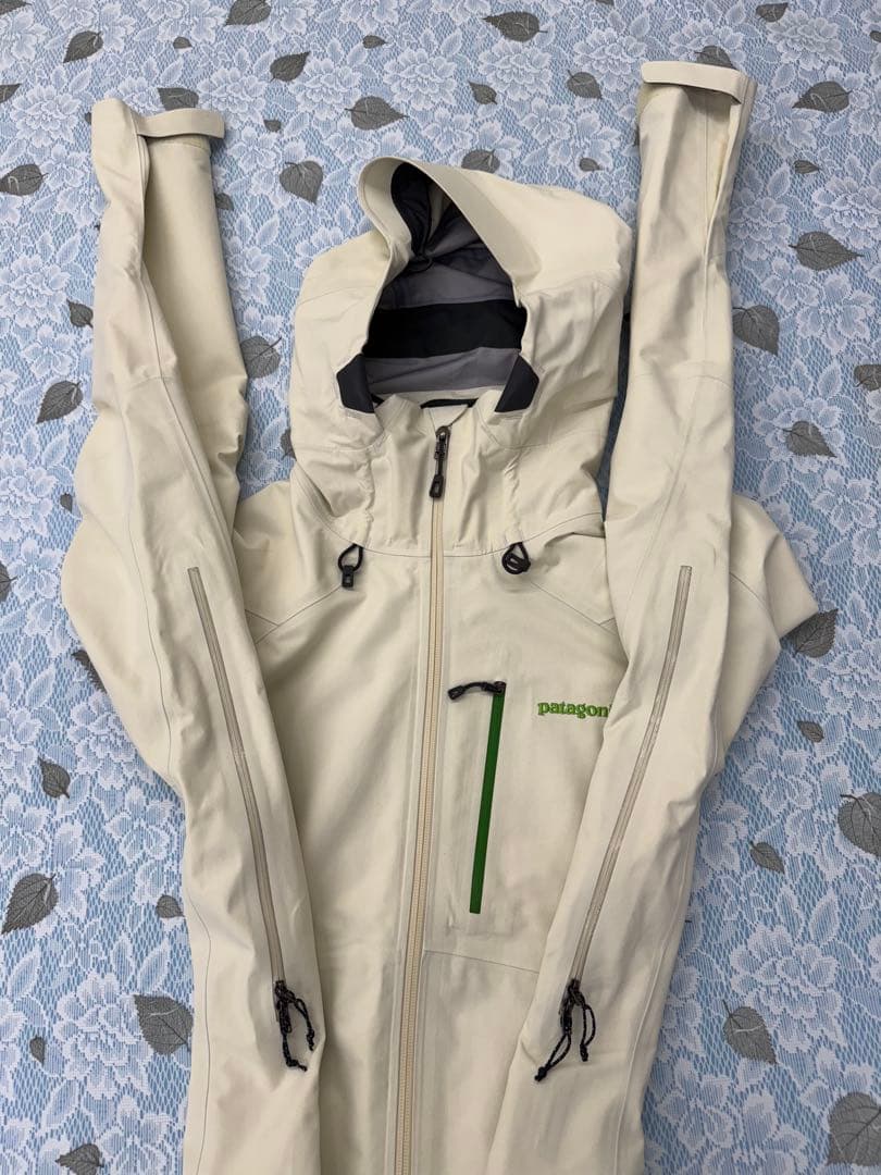 【マサ】patagonia スキー /スノーボードウェア 女性用 M