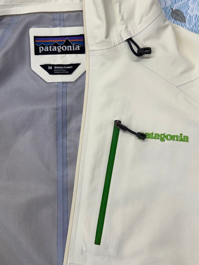 【マサ】patagonia スキー /スノーボードウェア 女性用 M