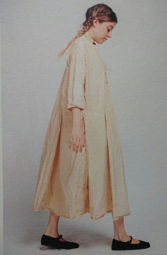 AAA8新品☆アルバム2024 TAILORED COLLAR DRESS