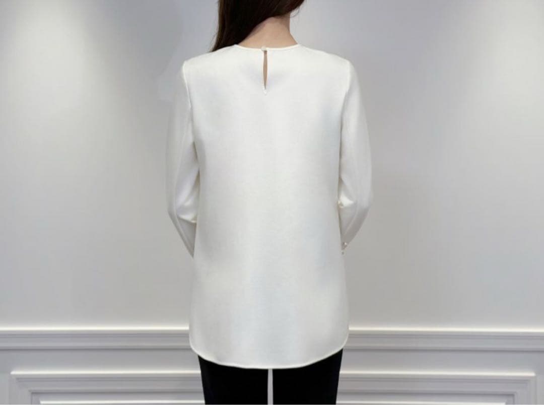 【新品・タグ付き】アベニールエトワール　スリーブパールロングカットソー