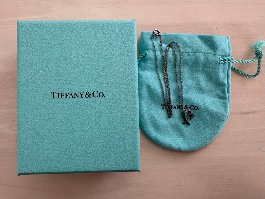 Tiffany & Co. ハート型ネックレス　ラビングハート