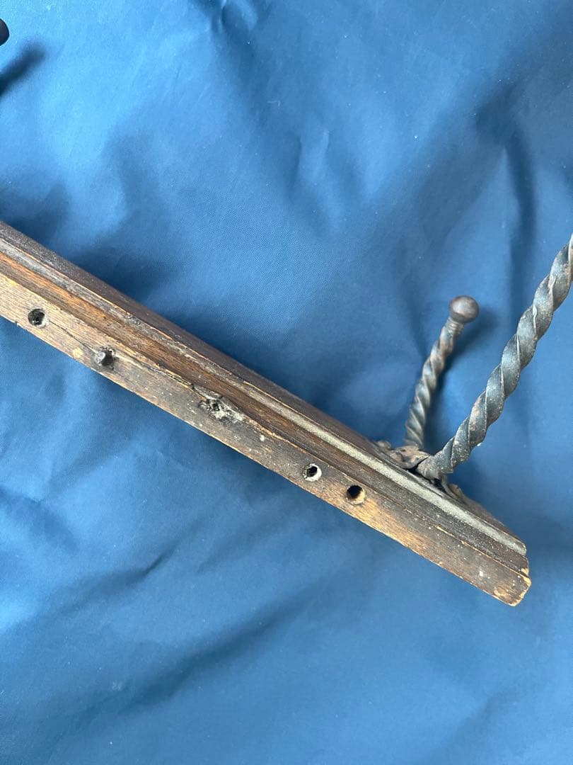 フランスアンティーク　壁掛けフック　ハンガー　ウォールフック　アイアン