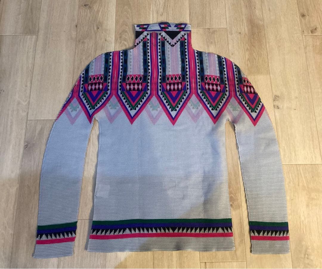 新品同　イッセイミヤケ me ワッフルカットソー 長袖　F