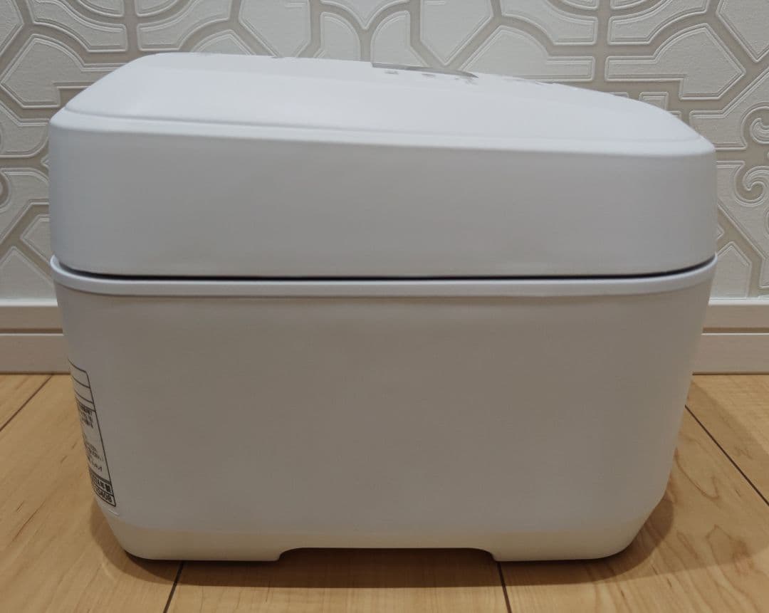 HITACHI 沸騰鉄釜 ふっくら御膳 RZ-V100HM(W) 2024年製