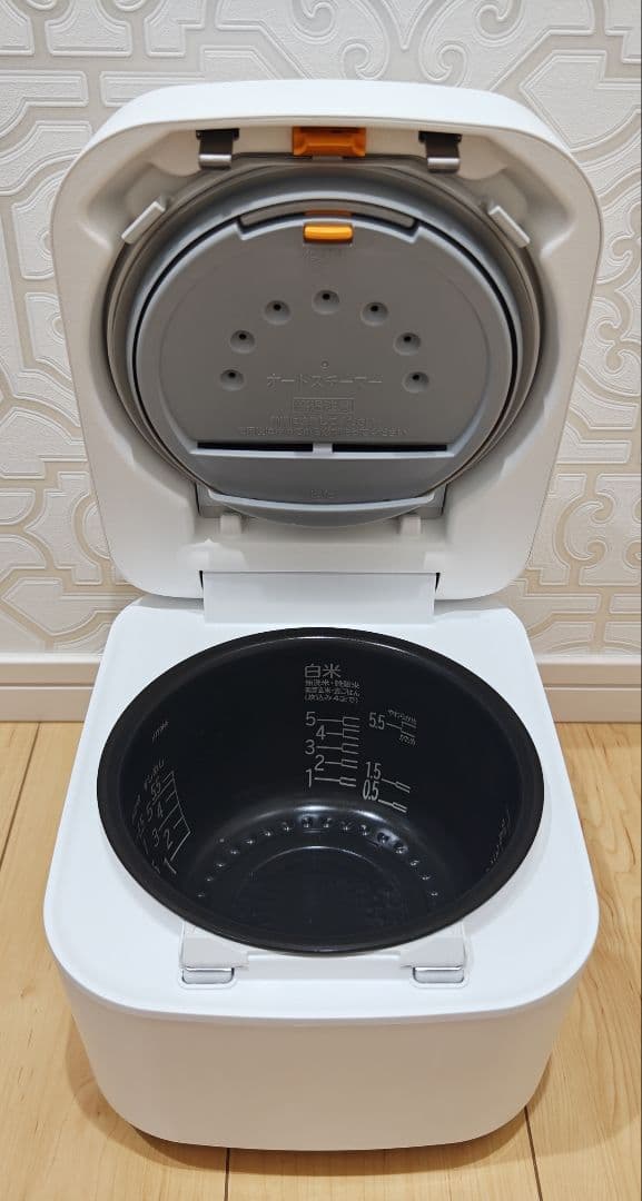 HITACHI 沸騰鉄釜 ふっくら御膳 RZ-V100HM(W) 2024年製