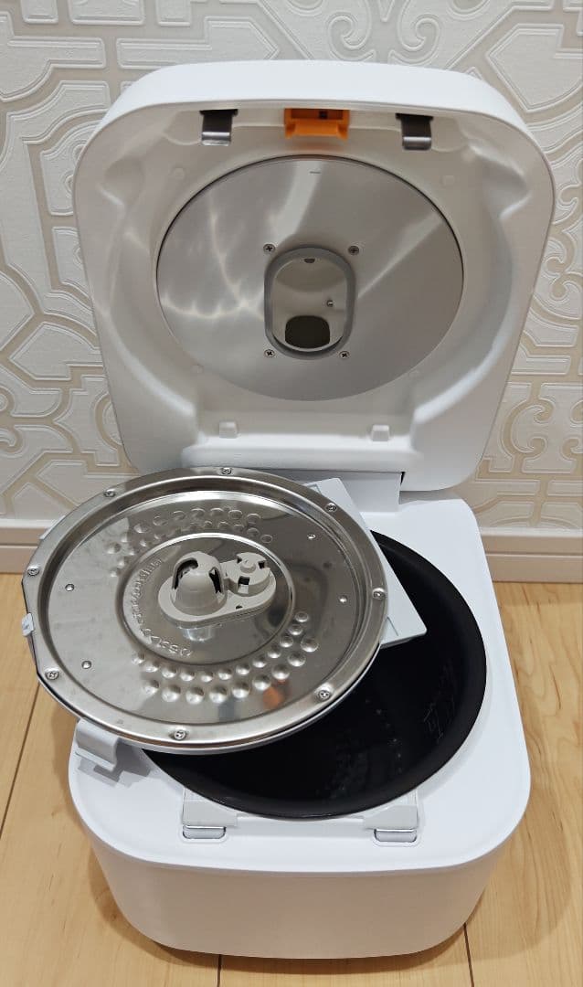 HITACHI 沸騰鉄釜 ふっくら御膳 RZ-V100HM(W) 2024年製