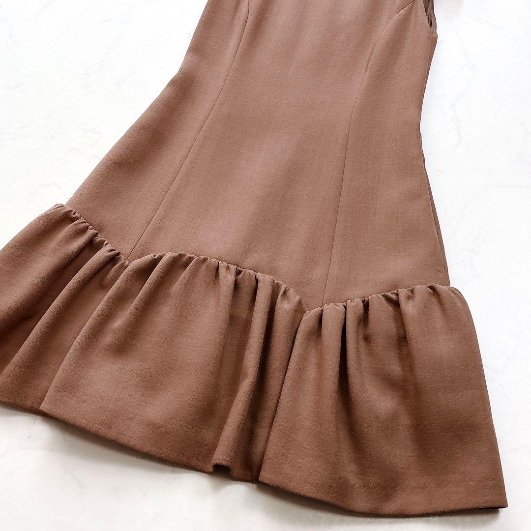 【FOXEY】クリーニング済　クリスタルラッフルドレス　ノースリーブワンピース