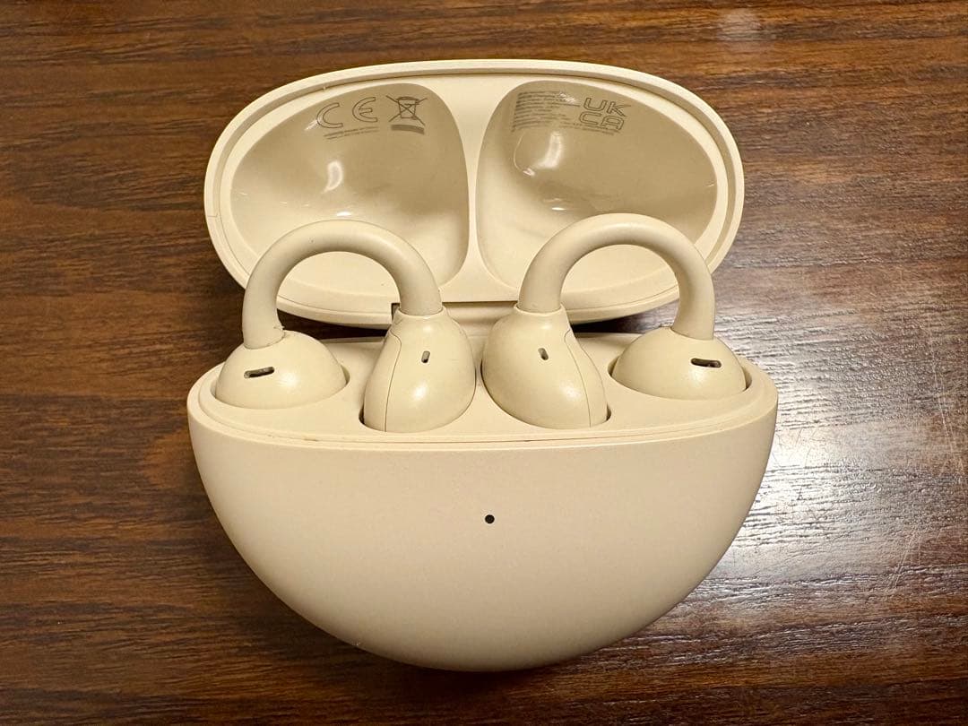 マ*ル様 HUAWEI FreeClip ベージュ