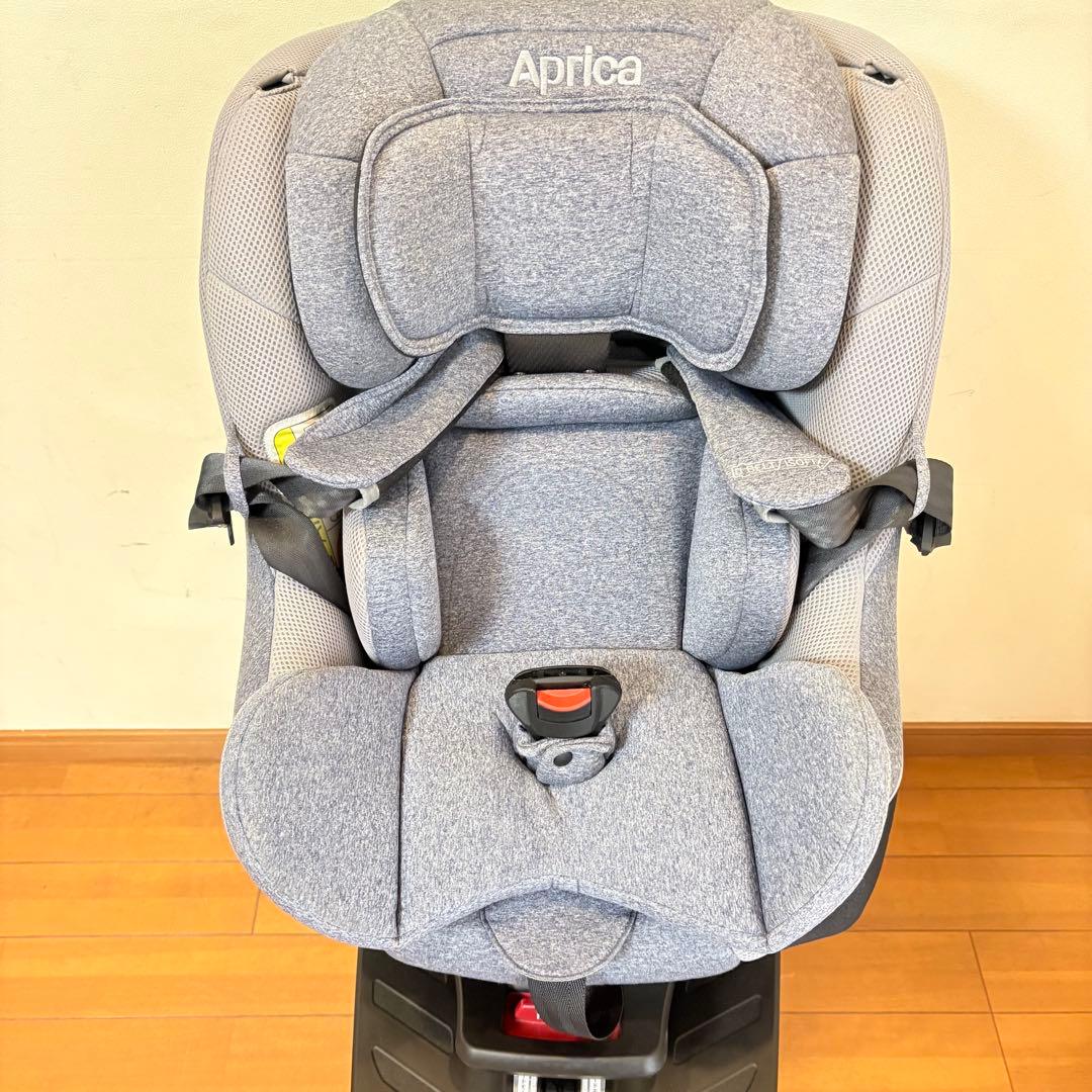 【美品・付属品完備】アップリカ チャイルドシート クルリラAC ISOFIX