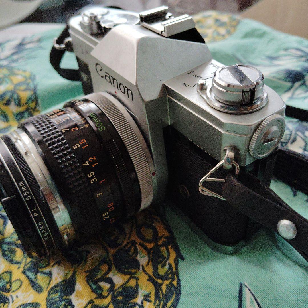 キャノンFTb.QL一眼レフカメラとキャノンレンズFD50mn1:18ゼット